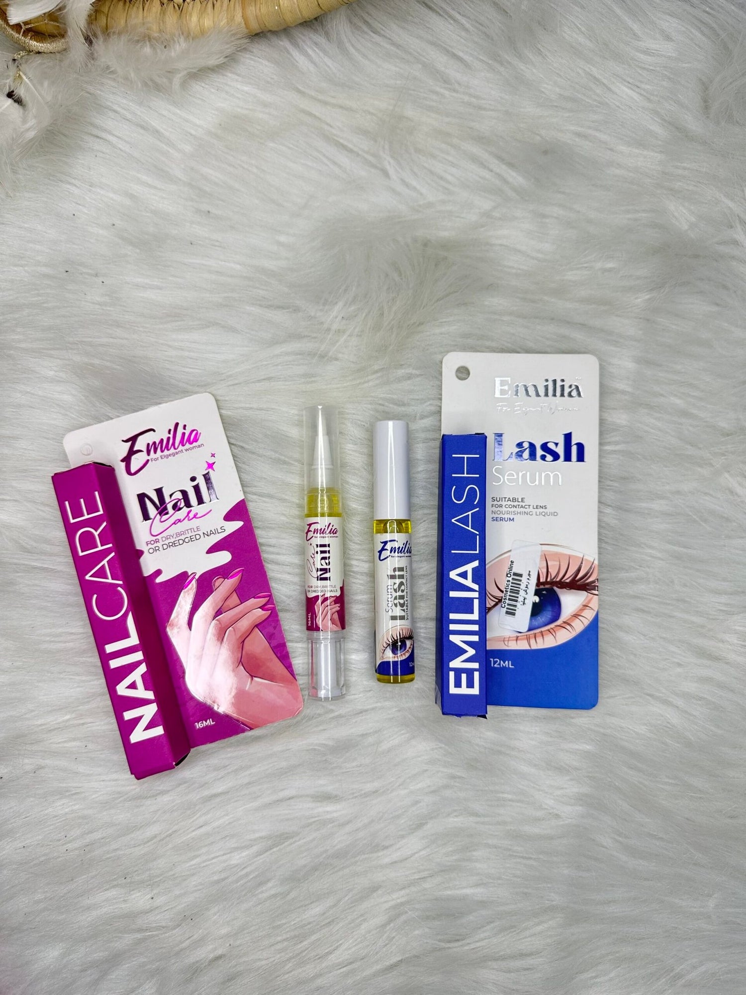 عرض كالسيوم ايميليا للاظافر + سيرم الرموش ايميليا